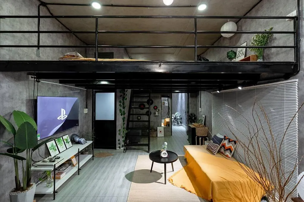 הו צ'י מין סיטי 2 Bedroom Industrial Apartment In Central Saigon  הו צ'י מין סיטי